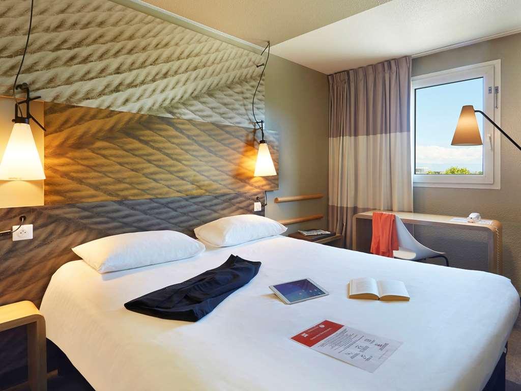 Ibis Archamps Porte De Geneve Room photo