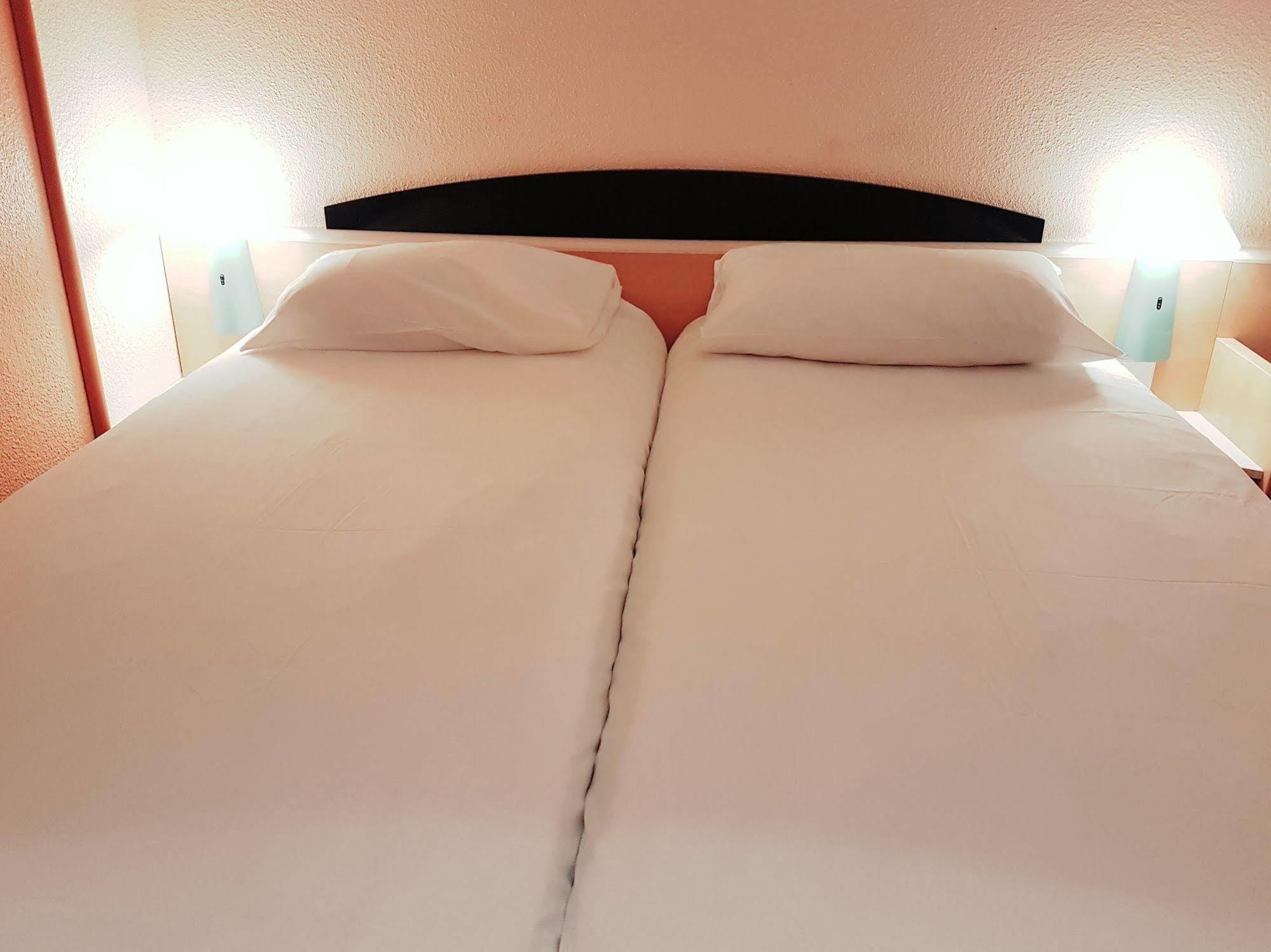 Ibis Archamps Porte De Geneve Exterior photo